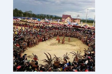 Gubernur Kalbar Resmikan Tradisi Naek Dango di Kabupaten Landak